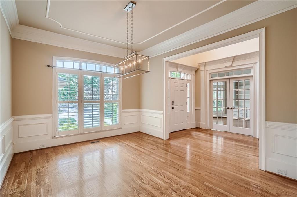 816 Stratford Court, Atlanta, Georgia 30350, 5 Bedrooms Bedrooms, ,5 BathroomsBathrooms,Residential,Sold,816 Stratford Court,7276026