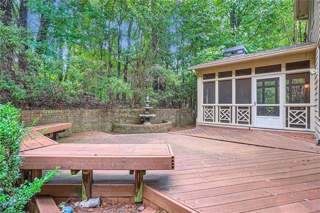 816 Stratford Court, Atlanta, Georgia 30350, 5 Bedrooms Bedrooms, ,5 BathroomsBathrooms,Residential,Sold,816 Stratford Court,7276026