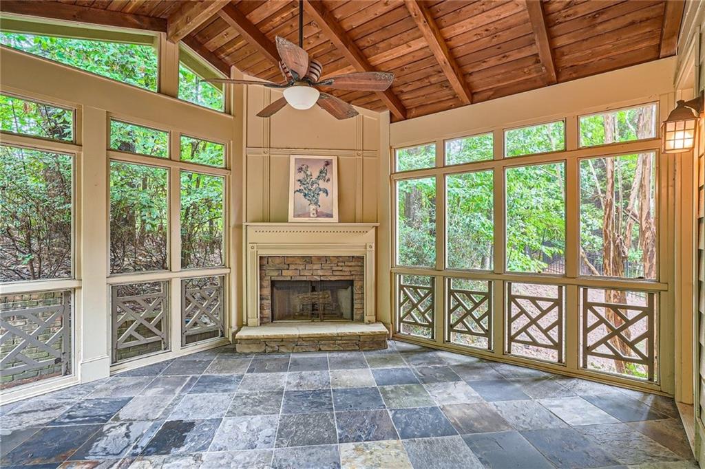 816 Stratford Court, Atlanta, Georgia 30350, 5 Bedrooms Bedrooms, ,5 BathroomsBathrooms,Residential,Sold,816 Stratford Court,7276026