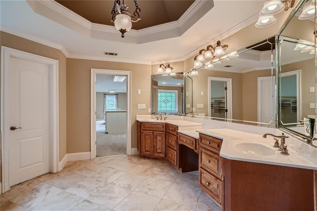 816 Stratford Court, Atlanta, Georgia 30350, 5 Bedrooms Bedrooms, ,5 BathroomsBathrooms,Residential,Sold,816 Stratford Court,7276026