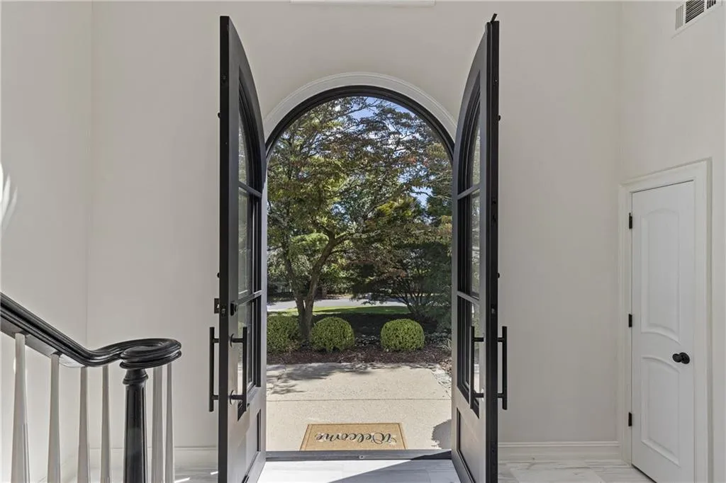 5800 De Claire Court, Atlanta, Georgia 30328, 6 Bedrooms Bedrooms, ,4 BathroomsBathrooms,Residential,For Sale,5800 De Claire Court,7715269
