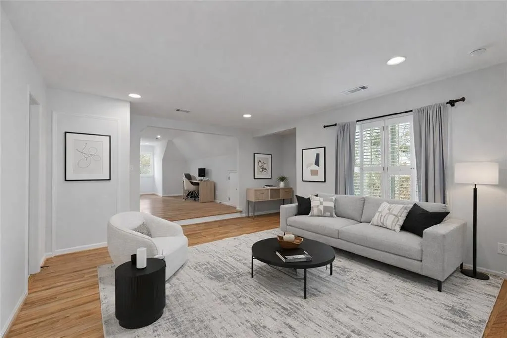 room is virtually staged