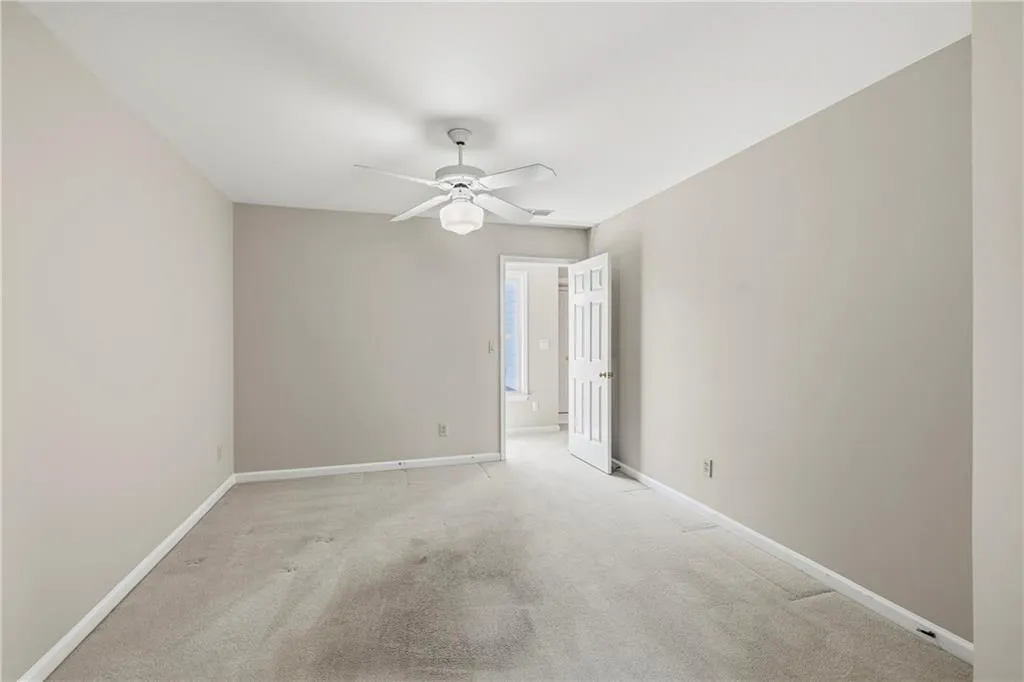 1127 Dunbarton Trace Ne, Brookhaven, Georgia 30319, 3 Bedrooms Bedrooms, 0 ,2 BathroomsBathrooms,Residential,For Sale,1127 Dunbarton Trace Ne,7748385