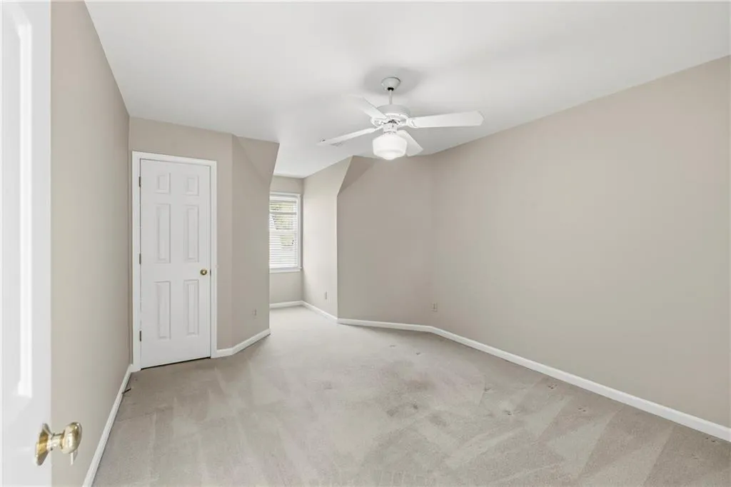 1127 Dunbarton Trace Ne, Brookhaven, Georgia 30319, 3 Bedrooms Bedrooms, 0 ,2 BathroomsBathrooms,Residential,For Sale,1127 Dunbarton Trace Ne,7748385
