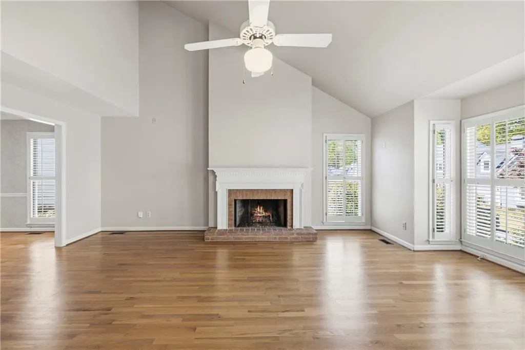 1127 Dunbarton Trace Ne, Brookhaven, Georgia 30319, 3 Bedrooms Bedrooms, 0 ,2 BathroomsBathrooms,Residential,For Sale,1127 Dunbarton Trace Ne,7748385