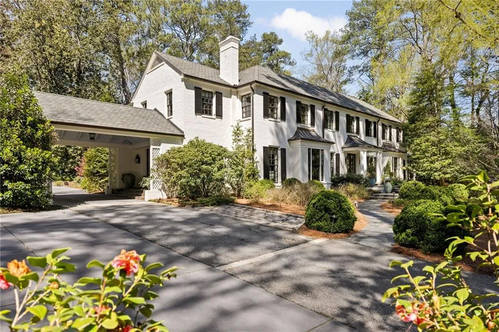 3540 Tuxedo Road Nw, Atlanta, Georgia 30305, 6 Bedrooms Bedrooms, ,8 BathroomsBathrooms,Residential,For Sale,3540 Tuxedo Road Nw,7549293