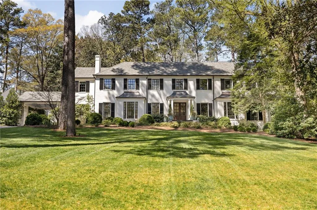 3540 Tuxedo Road Nw, Atlanta, Georgia 30305, 6 Bedrooms Bedrooms, ,8 BathroomsBathrooms,Residential,For Sale,3540 Tuxedo Road Nw,7549293