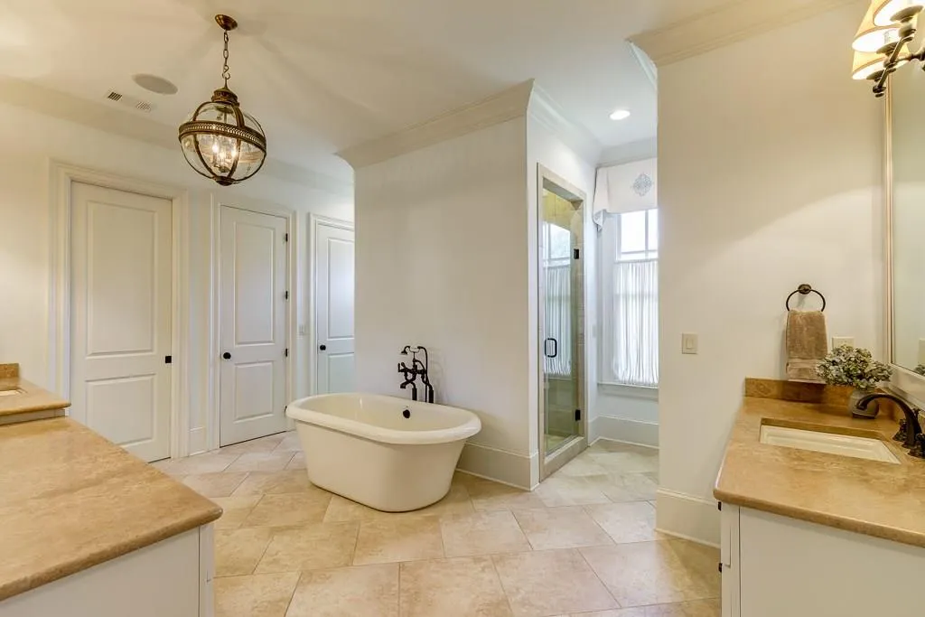 906 Altamira Lane, Sandy Springs, Georgia 30350, 7 Bedrooms Bedrooms, ,6 BathroomsBathrooms,Residential,Sold,906 Altamira Lane,5920648