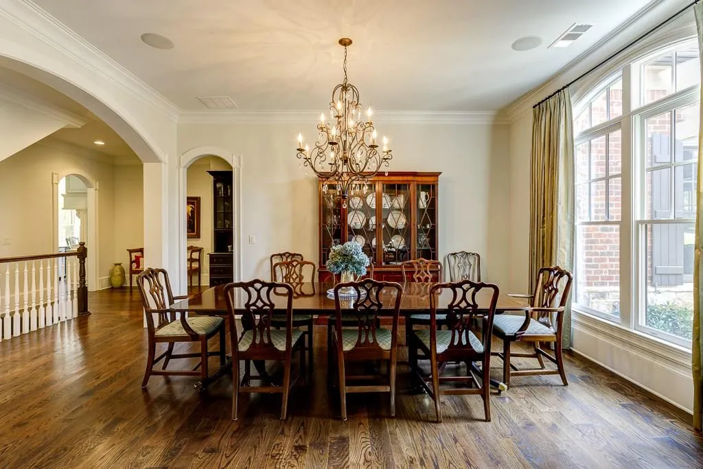 906 Altamira Lane, Sandy Springs, Georgia 30350, 7 Bedrooms Bedrooms, ,6 BathroomsBathrooms,Residential,Sold,906 Altamira Lane,5920648