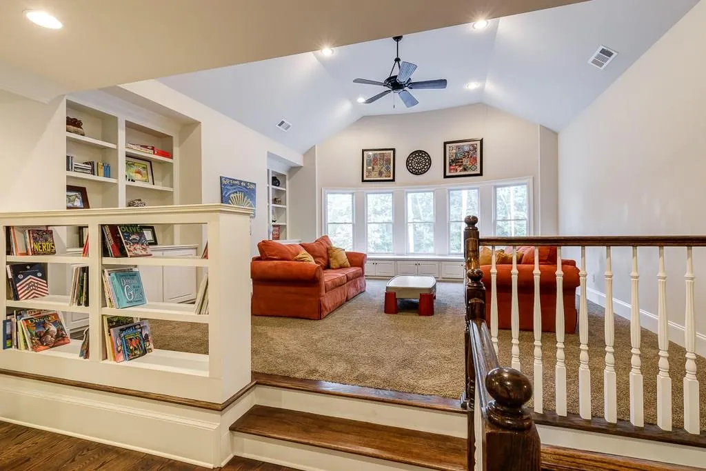 906 Altamira Lane, Sandy Springs, Georgia 30350, 7 Bedrooms Bedrooms, ,6 BathroomsBathrooms,Residential,Sold,906 Altamira Lane,5920648