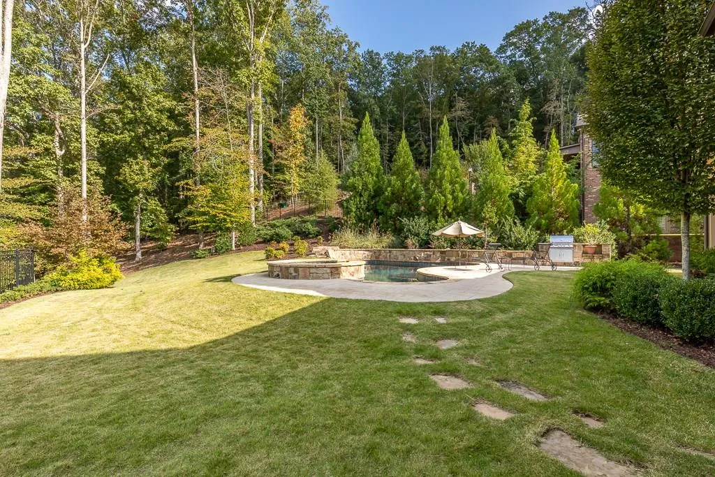 906 Altamira Lane, Sandy Springs, Georgia 30350, 7 Bedrooms Bedrooms, ,6 BathroomsBathrooms,Residential,Sold,906 Altamira Lane,5920648