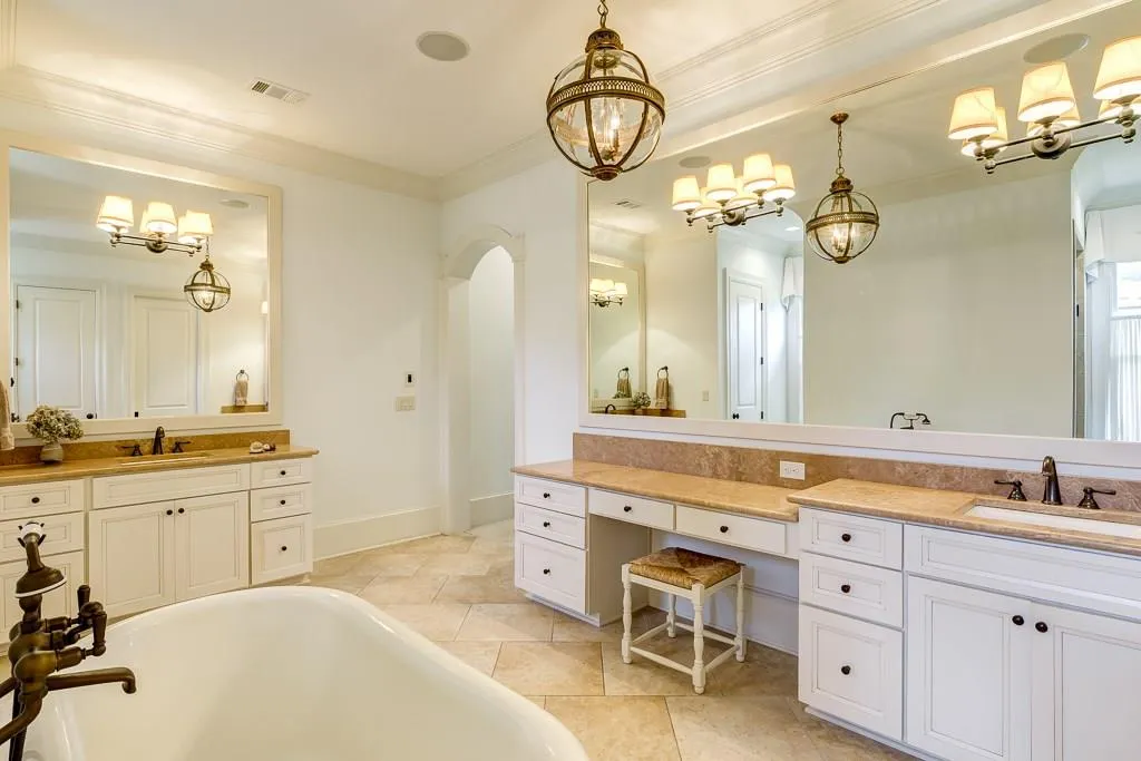 906 Altamira Lane, Sandy Springs, Georgia 30350, 7 Bedrooms Bedrooms, ,6 BathroomsBathrooms,Residential,Sold,906 Altamira Lane,5920648