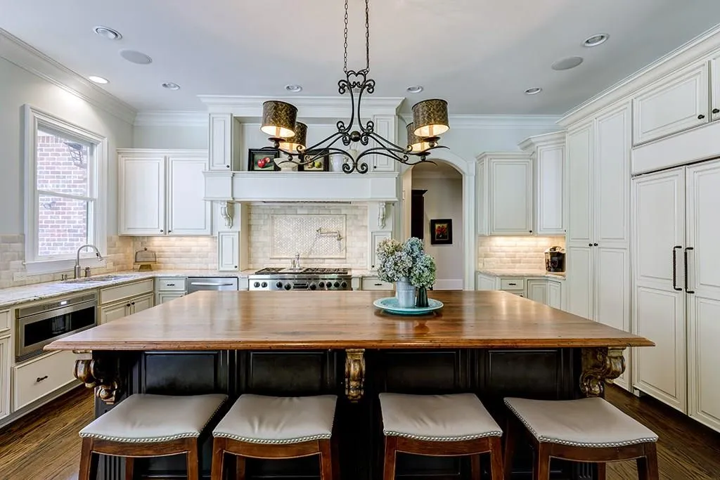 906 Altamira Lane, Sandy Springs, Georgia 30350, 7 Bedrooms Bedrooms, ,6 BathroomsBathrooms,Residential,Sold,906 Altamira Lane,5920648