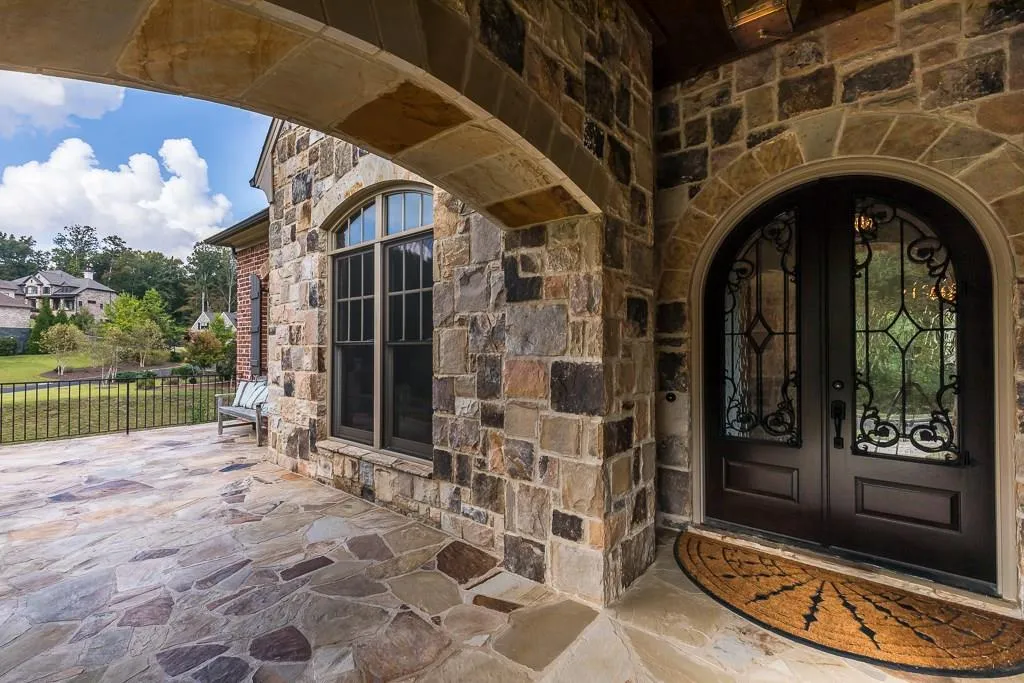 906 Altamira Lane, Sandy Springs, Georgia 30350, 7 Bedrooms Bedrooms, ,6 BathroomsBathrooms,Residential,Sold,906 Altamira Lane,5920648