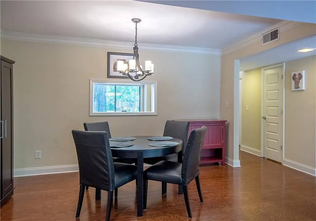 84 Goldrush Circle, Atlanta, Georgia 30328, 2 Bedrooms Bedrooms, ,2 BathroomsBathrooms,Residential,Sold,84 Goldrush Circle,6022703