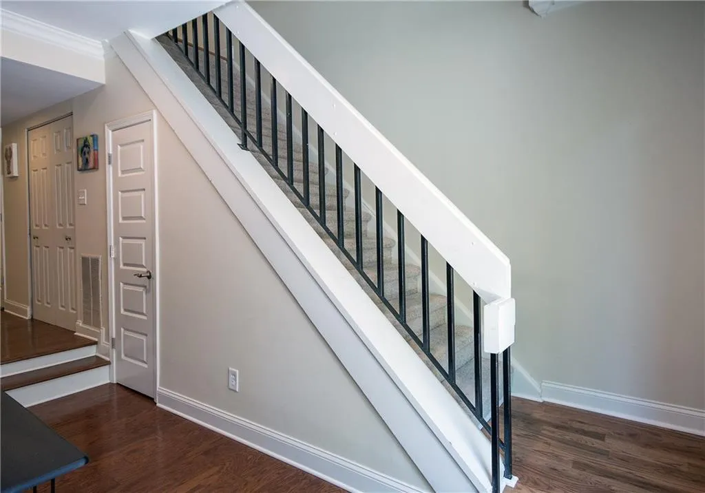 84 Goldrush Circle, Atlanta, Georgia 30328, 2 Bedrooms Bedrooms, ,2 BathroomsBathrooms,Residential,Sold,84 Goldrush Circle,6022703