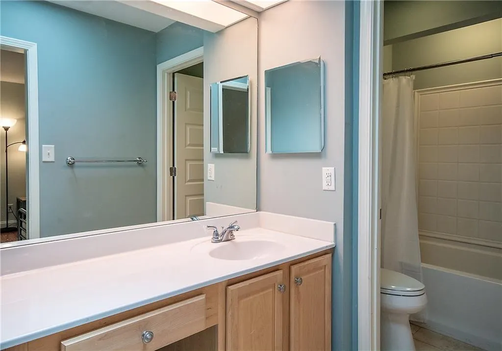 84 Goldrush Circle, Atlanta, Georgia 30328, 2 Bedrooms Bedrooms, ,2 BathroomsBathrooms,Residential,Sold,84 Goldrush Circle,6022703