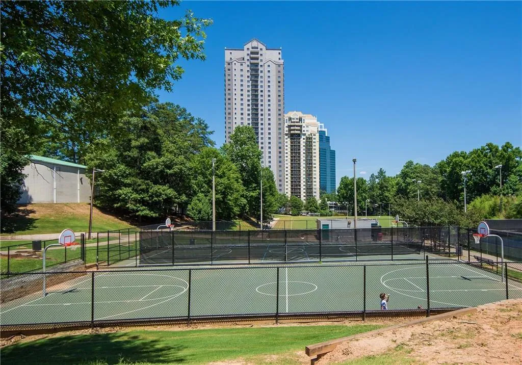 84 Goldrush Circle, Atlanta, Georgia 30328, 2 Bedrooms Bedrooms, ,2 BathroomsBathrooms,Residential,Sold,84 Goldrush Circle,6022703
