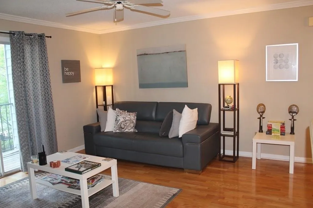 105 Granville Court, Sandy Springs, Georgia 30328, 1 Bedroom Bedrooms, ,1 BathroomBathrooms,Residential,Sold,105 Granville Court,6571805