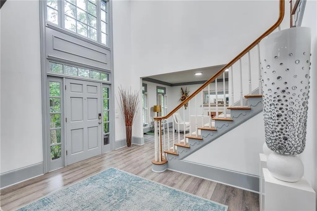 2680 Spalding Drive, Sandy Springs, Georgia 30350, 4 Bedrooms Bedrooms, ,3 BathroomsBathrooms,Residential,Sold,2680 Spalding Drive,7577597