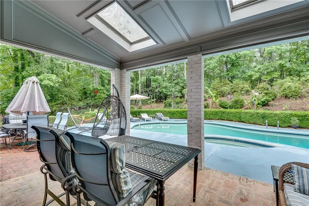 2680 Spalding Drive, Sandy Springs, Georgia 30350, 4 Bedrooms Bedrooms, ,3 BathroomsBathrooms,Residential,Sold,2680 Spalding Drive,7577597