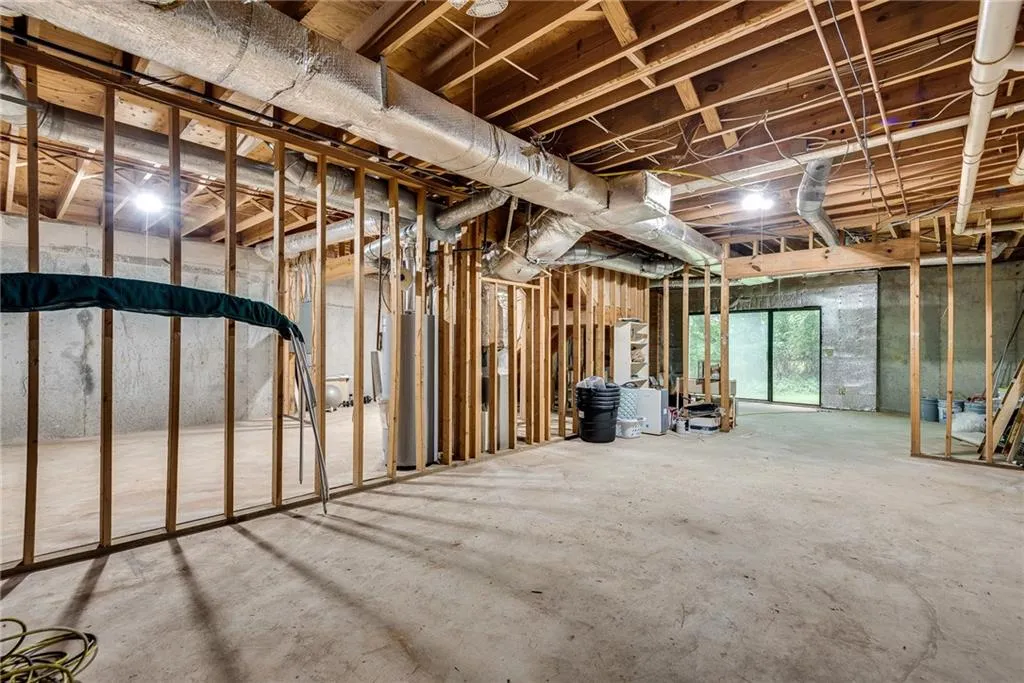 2680 Spalding Drive, Sandy Springs, Georgia 30350, 4 Bedrooms Bedrooms, ,3 BathroomsBathrooms,Residential,Sold,2680 Spalding Drive,7577597