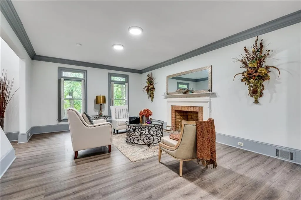 2680 Spalding Drive, Sandy Springs, Georgia 30350, 4 Bedrooms Bedrooms, ,3 BathroomsBathrooms,Residential,Sold,2680 Spalding Drive,7577597