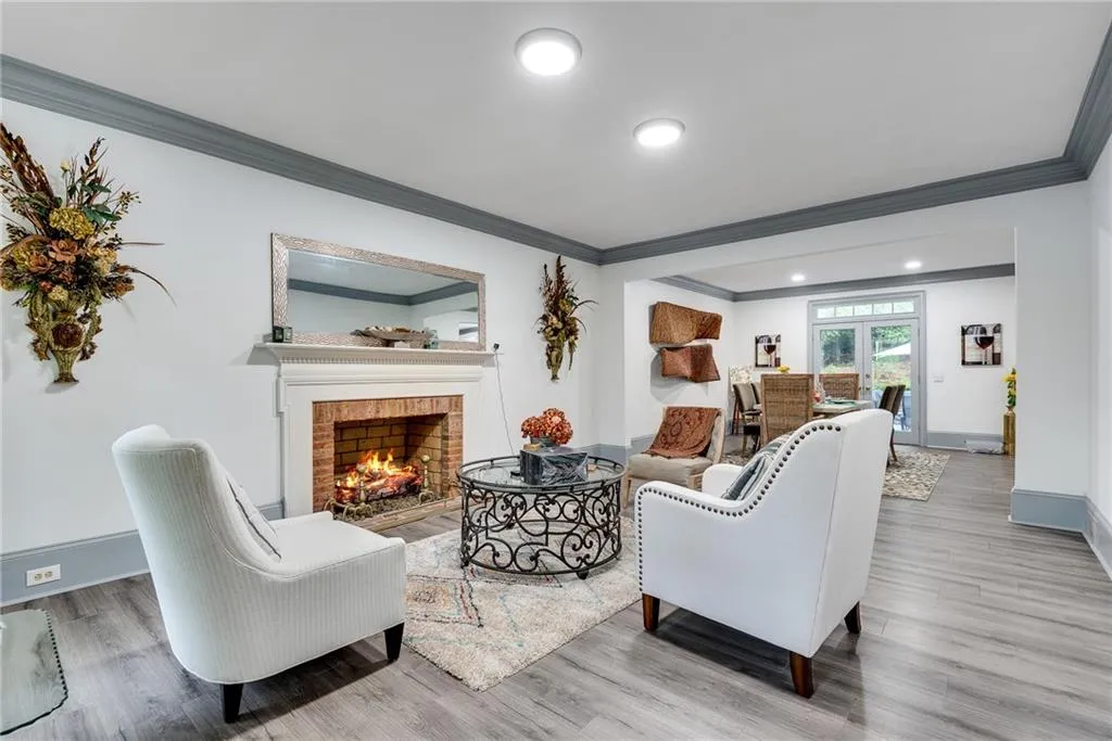 2680 Spalding Drive, Sandy Springs, Georgia 30350, 4 Bedrooms Bedrooms, ,3 BathroomsBathrooms,Residential,Sold,2680 Spalding Drive,7577597