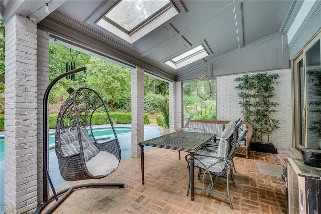 2680 Spalding Drive, Sandy Springs, Georgia 30350, 4 Bedrooms Bedrooms, ,3 BathroomsBathrooms,Residential,Sold,2680 Spalding Drive,7577597