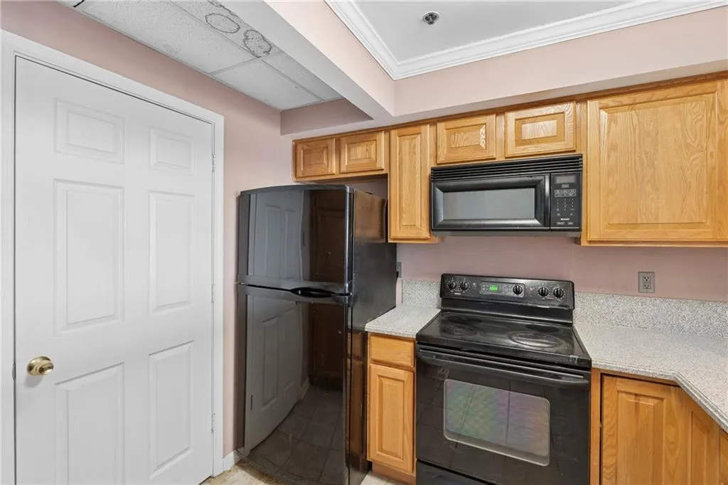 795 Hammond Drive Unit 2101, Atlanta, Georgia 30328, 2 Bedrooms Bedrooms, ,1 BathroomBathrooms,Residential,For Sale,795 Hammond Drive Unit 2101,7563275