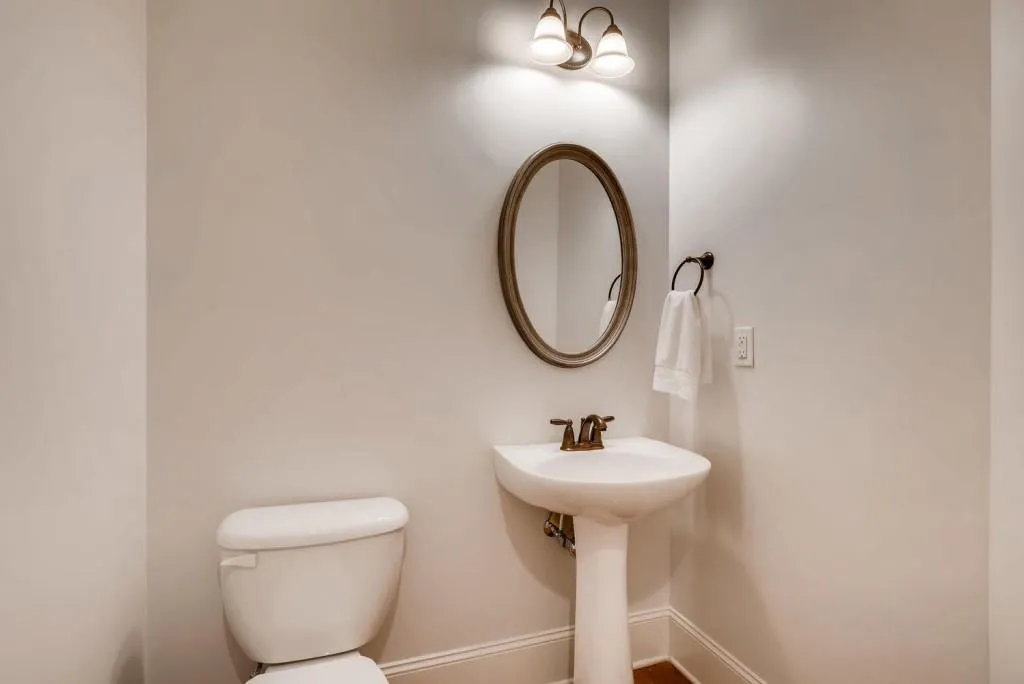 7900 Glisten Avenue, Sandy Springs, Georgia 30328, 3 Bedrooms Bedrooms, ,2 BathroomsBathrooms,Residential,Sold,7900 Glisten Avenue,6084260