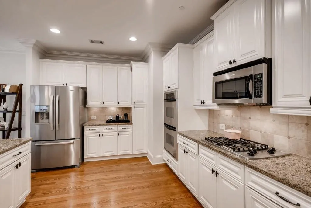 7900 Glisten Avenue, Sandy Springs, Georgia 30328, 3 Bedrooms Bedrooms, ,2 BathroomsBathrooms,Residential,Sold,7900 Glisten Avenue,6084260
