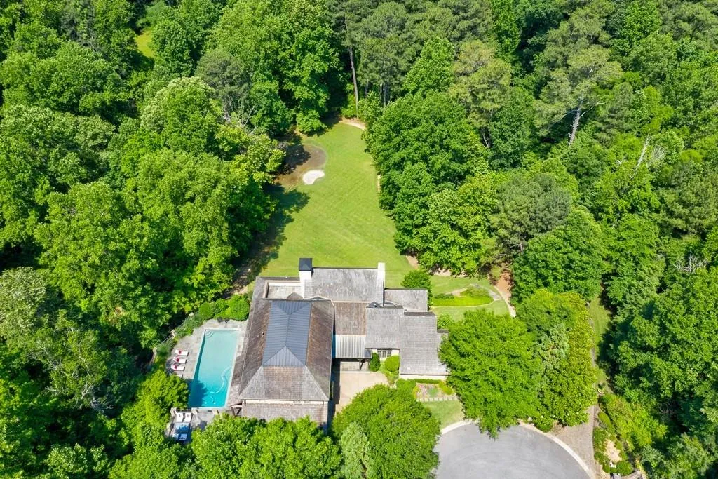 5324 Long Island Drive Nw, Atlanta, Georgia 30327, 6 Bedrooms Bedrooms, ,7 BathroomsBathrooms,Residential,Sold,5324 Long Island Drive Nw,6732948