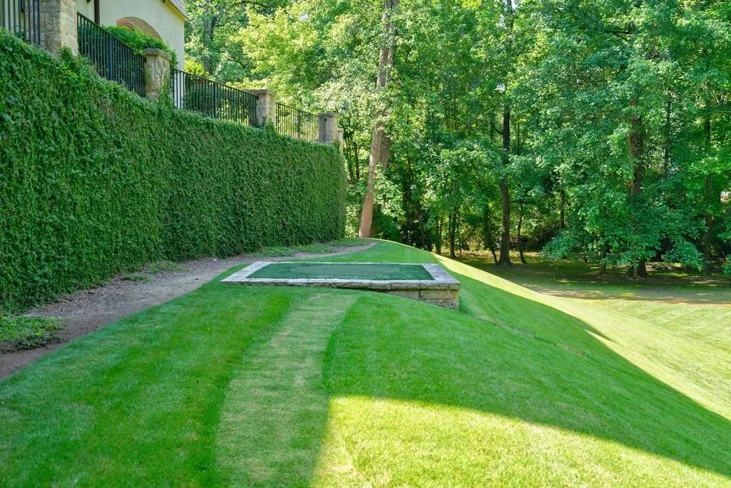 5324 Long Island Drive Nw, Atlanta, Georgia 30327, 6 Bedrooms Bedrooms, ,7 BathroomsBathrooms,Residential,Sold,5324 Long Island Drive Nw,6732948