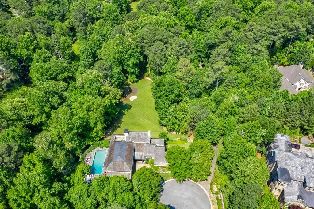 5324 Long Island Drive Nw, Atlanta, Georgia 30327, 6 Bedrooms Bedrooms, ,7 BathroomsBathrooms,Residential,Sold,5324 Long Island Drive Nw,6732948