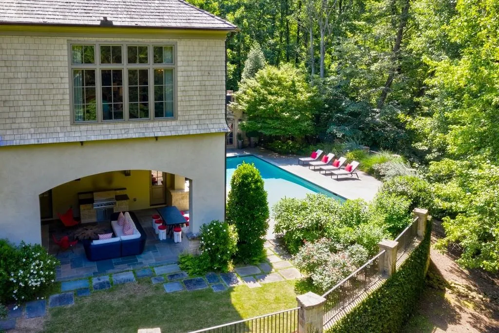 5324 Long Island Drive Nw, Atlanta, Georgia 30327, 6 Bedrooms Bedrooms, ,7 BathroomsBathrooms,Residential,Sold,5324 Long Island Drive Nw,6732948