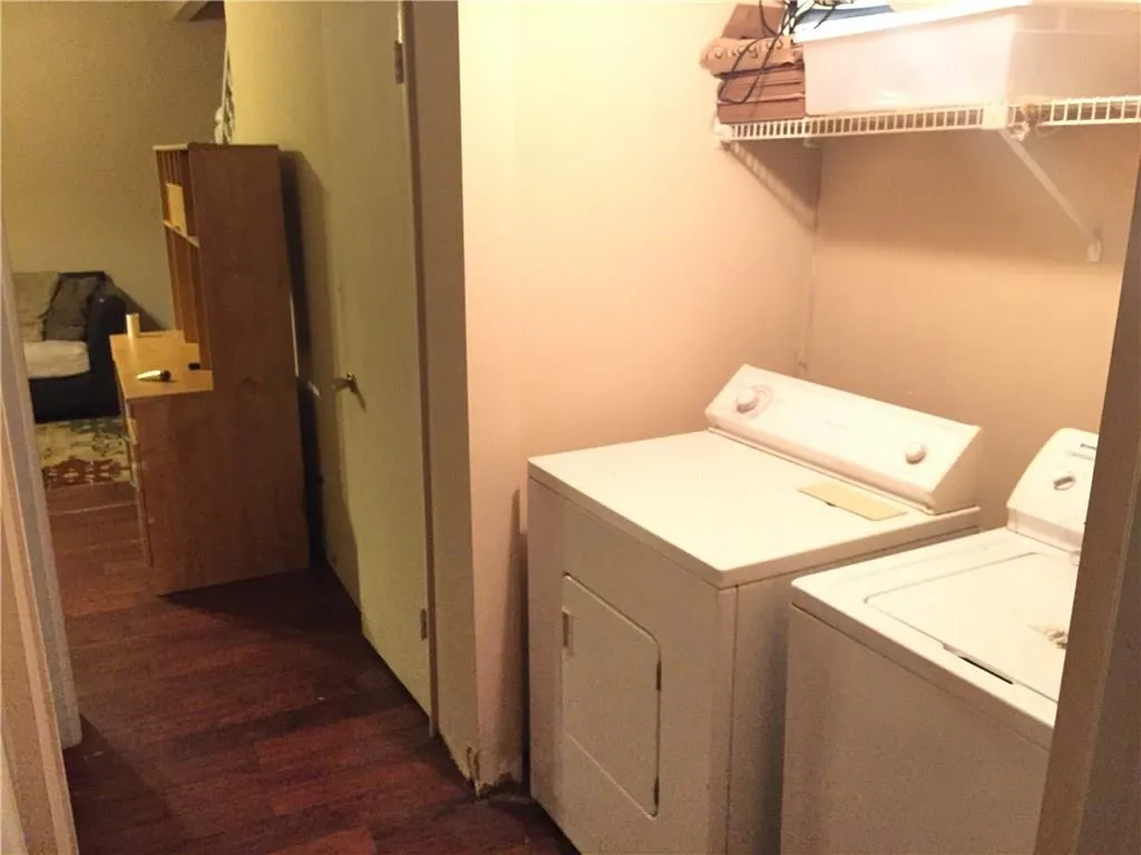 579 Northridge Crossing, Sandy Springs, Georgia 30350, 3 Bedrooms Bedrooms, ,3 BathroomsBathrooms,Residential,Sold,579 Northridge Crossing,5731936