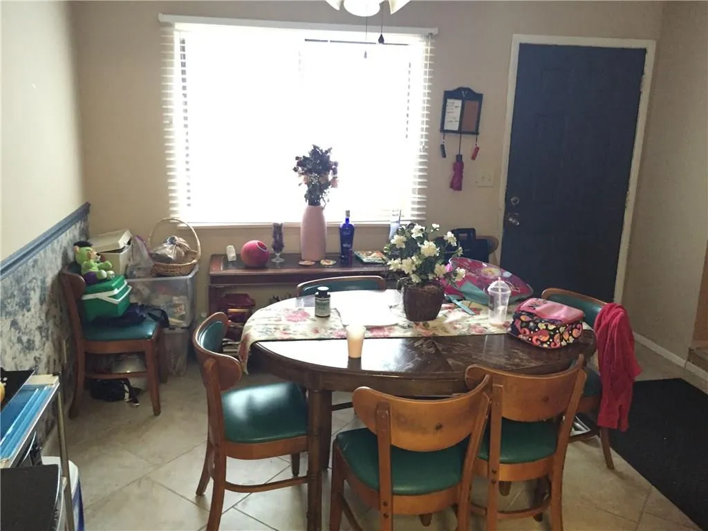 579 Northridge Crossing, Sandy Springs, Georgia 30350, 3 Bedrooms Bedrooms, ,3 BathroomsBathrooms,Residential,Sold,579 Northridge Crossing,5731936