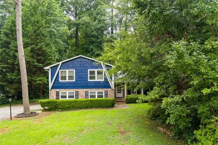 245 Pinetree Drive, Marietta, Georgia 30068