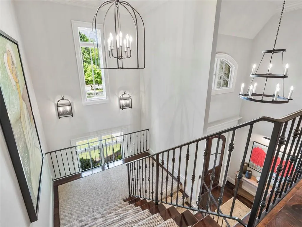 4990 Long Island Drive Nw, Atlanta, Georgia 30327, 7 Bedrooms Bedrooms, ,6 BathroomsBathrooms,Residential,Sold,4990 Long Island Drive Nw,6893605