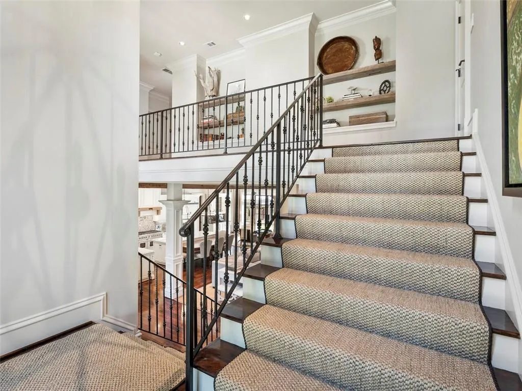 4990 Long Island Drive Nw, Atlanta, Georgia 30327, 7 Bedrooms Bedrooms, ,6 BathroomsBathrooms,Residential,Sold,4990 Long Island Drive Nw,6893605