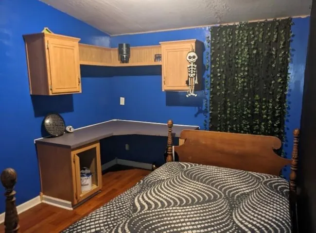 1170