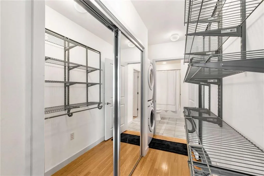 943 Peachtree Street Ne Unit 1009, Atlanta, Georgia 30309, 1 Bedroom Bedrooms, ,1 BathroomBathrooms,Residential,For Sale,943 Peachtree Street Ne Unit 1009,7632691