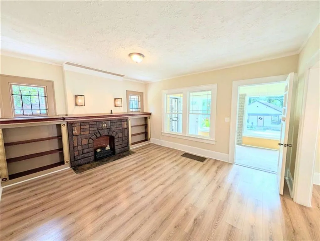 1541 North Avenue, Atlanta, Georgia 30318, 2 Bedrooms Bedrooms, ,1 BathroomBathrooms,Residential,For Sale,1541 North Avenue,7632308