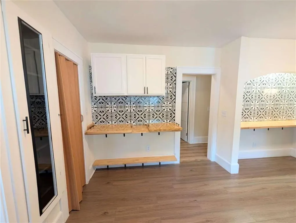 1541 North Avenue, Atlanta, Georgia 30318, 2 Bedrooms Bedrooms, ,1 BathroomBathrooms,Residential,For Sale,1541 North Avenue,7632308