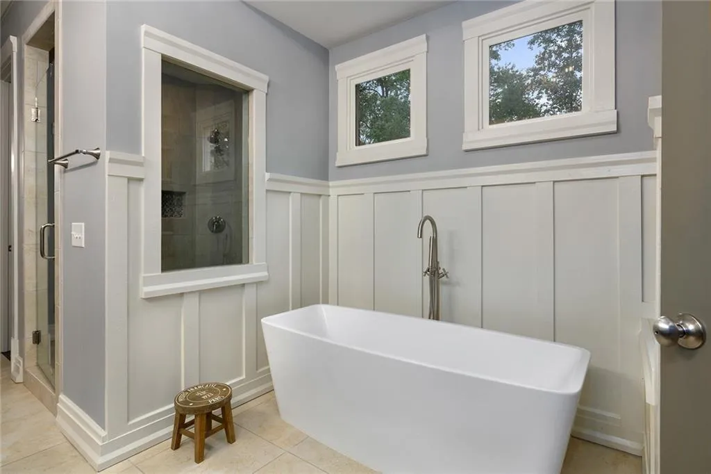 6068 Harleston Road, Atlanta, Georgia 30328, 4 Bedrooms Bedrooms, ,4 BathroomsBathrooms,Residential,Sold,6068 Harleston Road,6786089