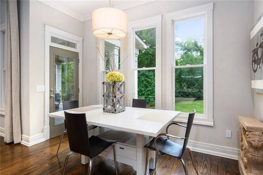 6068 Harleston Road, Atlanta, Georgia 30328, 4 Bedrooms Bedrooms, ,4 BathroomsBathrooms,Residential,Sold,6068 Harleston Road,6786089