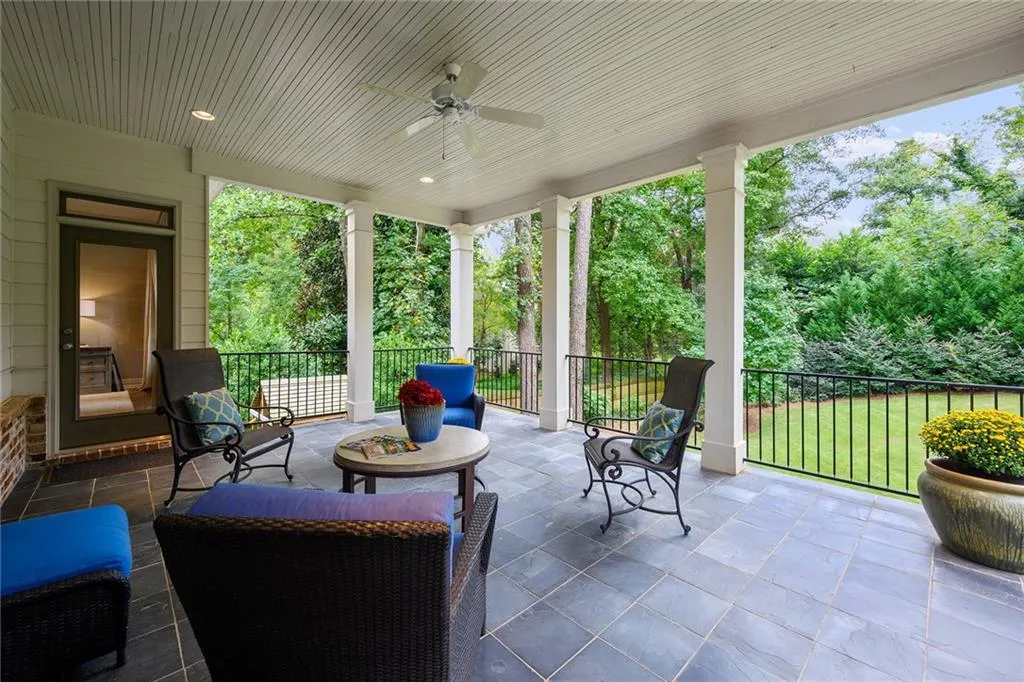 6068 Harleston Road, Atlanta, Georgia 30328, 4 Bedrooms Bedrooms, ,4 BathroomsBathrooms,Residential,Sold,6068 Harleston Road,6786089