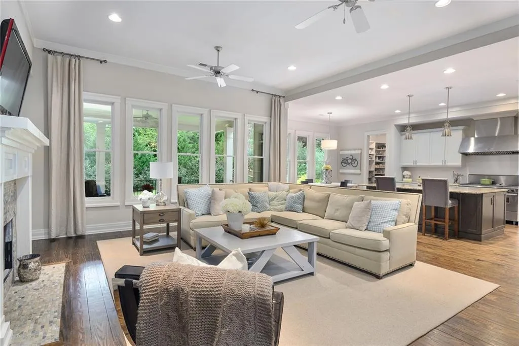 6068 Harleston Road, Atlanta, Georgia 30328, 4 Bedrooms Bedrooms, ,4 BathroomsBathrooms,Residential,Sold,6068 Harleston Road,6786089