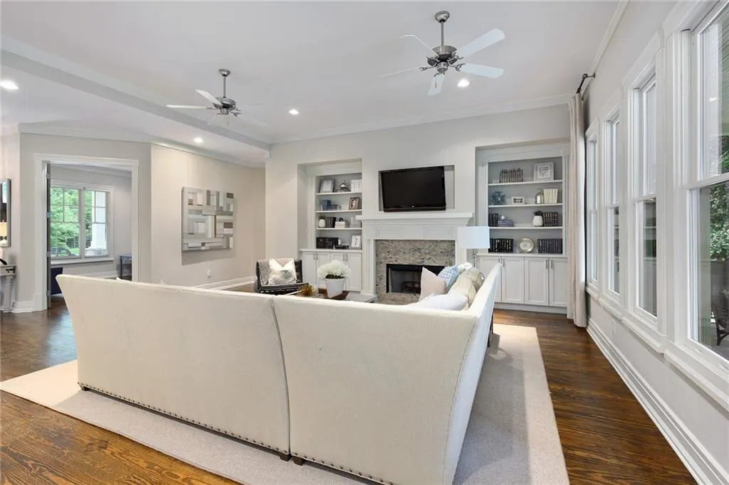 6068 Harleston Road, Atlanta, Georgia 30328, 4 Bedrooms Bedrooms, ,4 BathroomsBathrooms,Residential,Sold,6068 Harleston Road,6786089